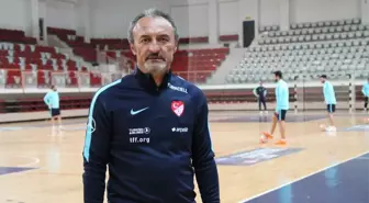 Futsal Milli Takımı Yalova'da Kampa Girdi