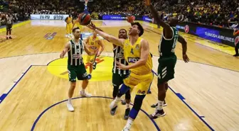 THY Euroleague'de Haftanın Mvp'si Angelo Caloiaro