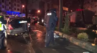 Ankar Şüpheli-Polis Kovalamacası Kazayla Bitti: 1 Yaralı