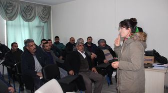 Bingöl'de Hayvan Tüccarları ve Nakliyecileri Bilgilendirildi