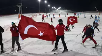 Işıklı Snowboardları ile 100 Yıla Renk Kattılar