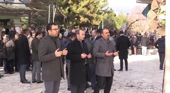 Düğünde Kalp Krizi Sonucu Ölen Dekan Defnedildi