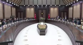 Cumhurbaşkanı Erdoğan, Sinema Sektörü Temsilcilerini Kabul Etti (1)