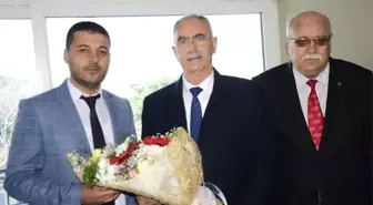 MHP'li Başkandan AK Parti'nin Yeni Yönetimine Hayırlı Olsun Ziyareti