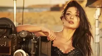 Nurgül Yeşilçay'dan Sevgilisine Öpücüklü Kutlama!