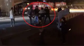 Fight Club'ı Aratmayan Kavgada Gençler Dövüştü, Vatandaşlar Tezahürat Yaptı! Kamera Kayıttaydı