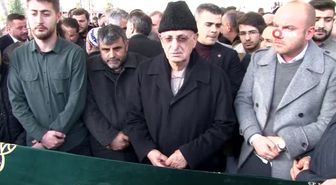 Binali Yıldırım, Fatih Camii'nde İki Önemli İsmin Cenaze Törenine Katıldı