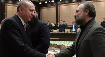 Cumhurbaşkanı Erdoğan, 'Reis' Esprisiyle Ünlü Oyuncuyu Güldürdü