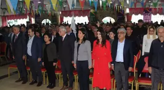 Hdp'nin Aday Tanıtımında, Terör Örgütünü Öven Marş Okundu