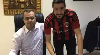 Turgutluspor Mehmet'le İmzaladı