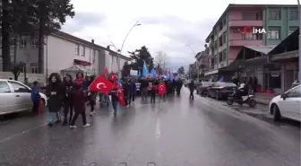 Akyazı'da 'Doğu Türkistan' İçin Yürüyüş Düzenlendi