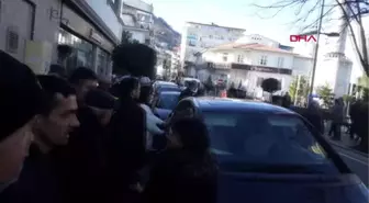 Ordu Otomobilde Unuttuğu Bebek Çıkarılınca Sarılıp Öptü