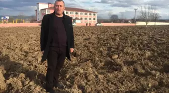 Kenevir Üretimi İçin Arsasını Bağışlayacak