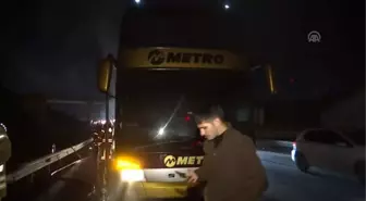 Tem'de Seyir Halindeki Yolcu Otobüsü Yandı