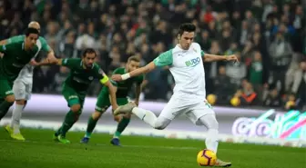 Bursaspor, Atiker Konsayspor ile 0-0 Berabere Kaldı