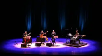 Modal Jazz Quartet' Crr'de Sahne Aldı