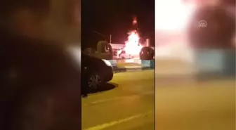 Osmaniye'de Yangın Çıkan Midibüs Kullanılamaz Hale Geldi