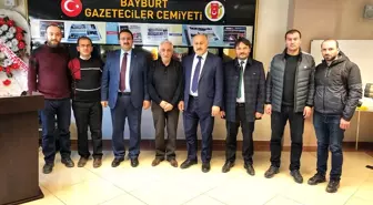 AK Parti Bayburt Belediye Başkan Adayı Yumak, Gazetecilerle Buluştu