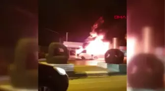 Osmaniye Seyir Halindeki Servis Midibüsü Yandı