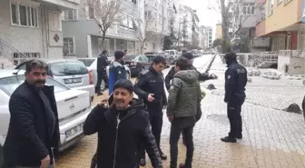 Küçükçekmece'de İş Yerinde Patlama: 2 Yaralı