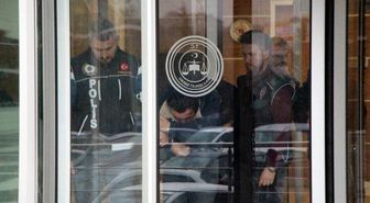 Okul Yanındaki Evde Uyuşturucu İmalatı Yapan 4 Kişi Tutuklandı