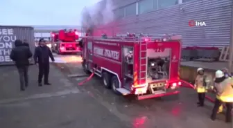 Silivri'de Tekstil Fabrikasında Yangın