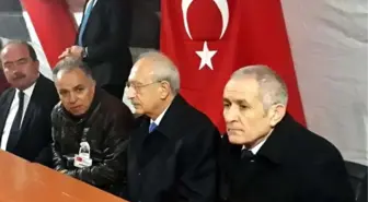 Kılıçdaroğlu, Şehit Yüzbaşı Semih Özcan'ın Ailesini Ziyaret Etti