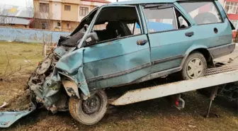 Hastaneye Kontrole Giden Çiftin Otomobili Tarlaya Uçtu: 1 Ölü, 1 Yaralı