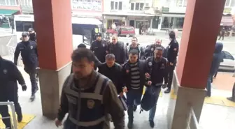 Kocaeli'de Fetö'den Gözaltına Alınan 11'i Muvazzaf 14 Şüpheli Adliyede