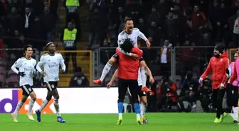 UEFA Avrupa Ligi: Galatasaray: 1 - Benfica: 2 (Maç Sonucu)