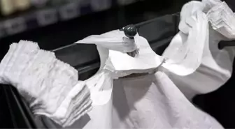 Ücretli Poşet Uygulamasında Yeni Tartışma: Marketlerin Yaptığı Kar, Haksız Kazanç