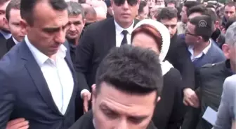 Ozan Arif' Son Yolculuğuna Uğurlandı