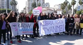 Öğrencileri Kübra Öğretmen Cinayetini Protesto Etti