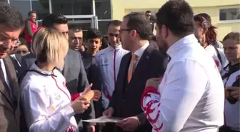 Bakan Kasapoğlu ve Zeybekci, Roman Vatandaşlarla Bir Araya Geldi