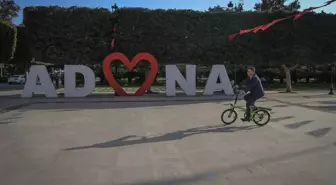 Adana'nın Bisikletli Bağımsız Büyükşehir Belediye Başkan Adayı