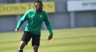 Bursaspor'da Sakatlığı Geçen Diafro Sakho Takımla Çalıştı