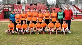 Gürsu Belediyespor U14 Takımı Nâmağlup Şampiyon