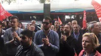 CHP İzmir İl Başkanlığı Önünde 'Buca' Tepkisi