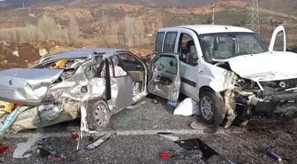 Adıyaman'da Trafik Kazası: 3 Yaralı