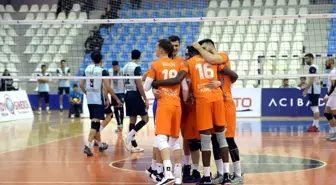 Voleybol: Efeler Ligi