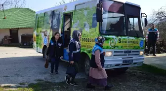 Sevgi Otobüsü' ile İhtiyaç Sahibi Yaşlılara Yerinde Hizmet