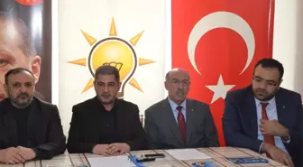 AK Parti Akçadağ İlçe Teşkilatında Yeni Yönetim Tanıtıldı