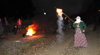 Bitlis'te Baharın Gelişini Kutladılar