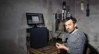 Cnc Makinesiyle Oltu Taşı Tespih İşliyor