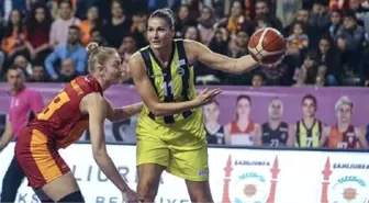 Fenerbahçe - Galatasaray: 71-56