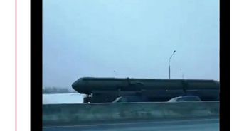 Rus Füzesi Trafikte Sıkıştı'