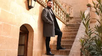 Şöhretli Değil Usta Oyuncu Seyrediliyor