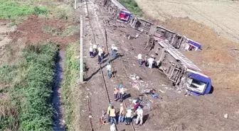 Çorlu'da 25 Kişinin Öldüğü Tren Kazasında Makinistlere Takipsizlik Kararı Verildi