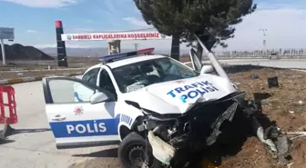 Afyonkarahisar'da Trafik Kazası: 2 Polis Yaralı