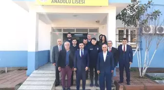 Karaisalı Kaymakamı Korkutata Mahalle Gezilerini Sürdürüyor